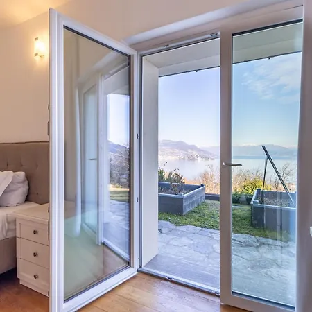 Villa Panoramic Design On Maggiore! Sfarzoso Levo