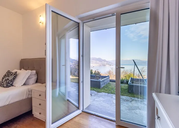 Vila Panoramic Design On Maggiore! Sfarzoso Levo