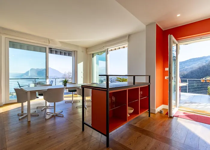 Panoramic Design On Maggiore! Sfarzoso Vila